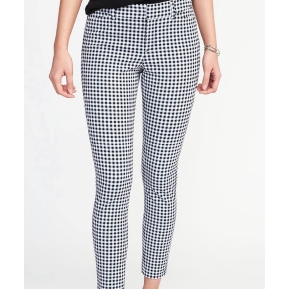 Old Navy Gingham Pixie Pants - Picture 2 of 3